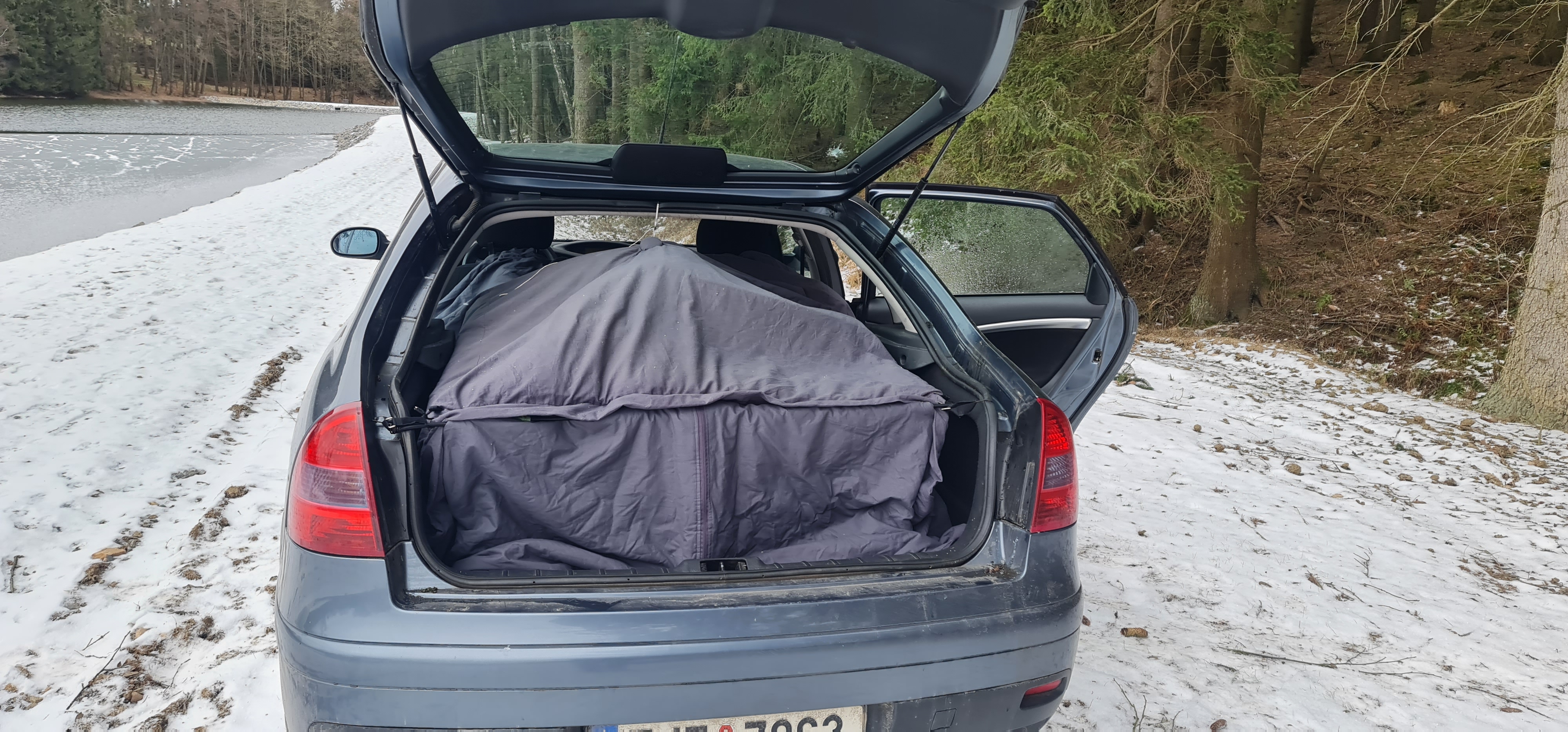 Citroen C5, zavřený stan